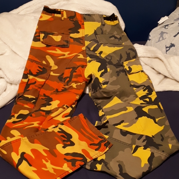 Half orange and yellow camo pants - Picture 2 of 2